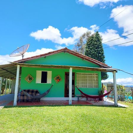 Casa Aconchegante Na Roca C/ Piscina/Churrasqueira กอนซัลวิซ ภายนอก รูปภาพ