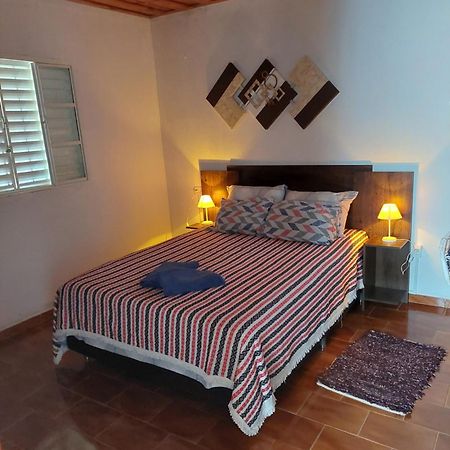 Casa Aconchegante Na Roca C/ Piscina/Churrasqueira กอนซัลวิซ ภายนอก รูปภาพ
