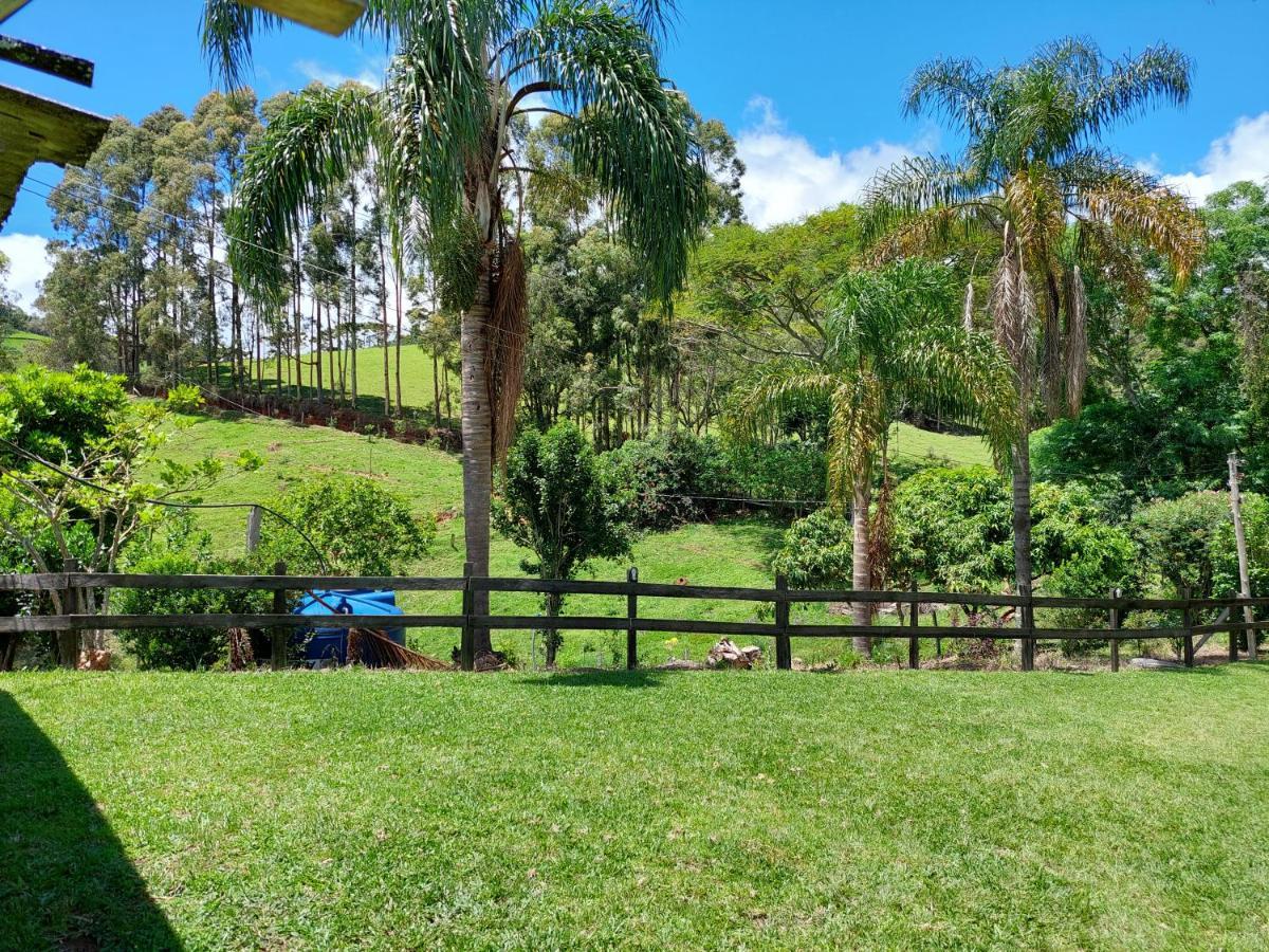 Casa Aconchegante Na Roca C/ Piscina/Churrasqueira กอนซัลวิซ ภายนอก รูปภาพ
