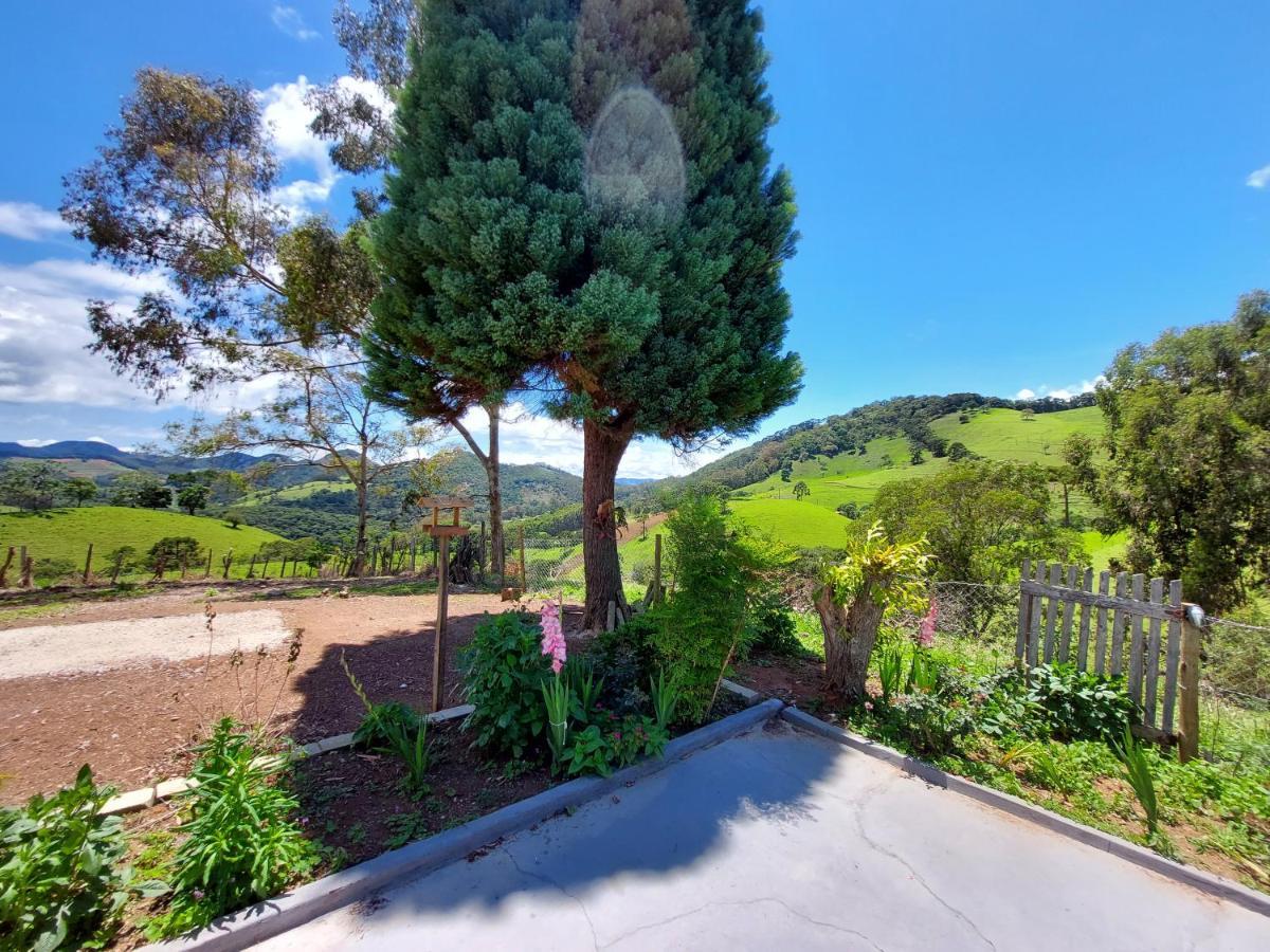 Casa Aconchegante Na Roca C/ Piscina/Churrasqueira กอนซัลวิซ ภายนอก รูปภาพ